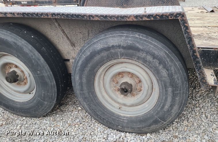 image for item DS7265 2005 Kodiak equipment trailer