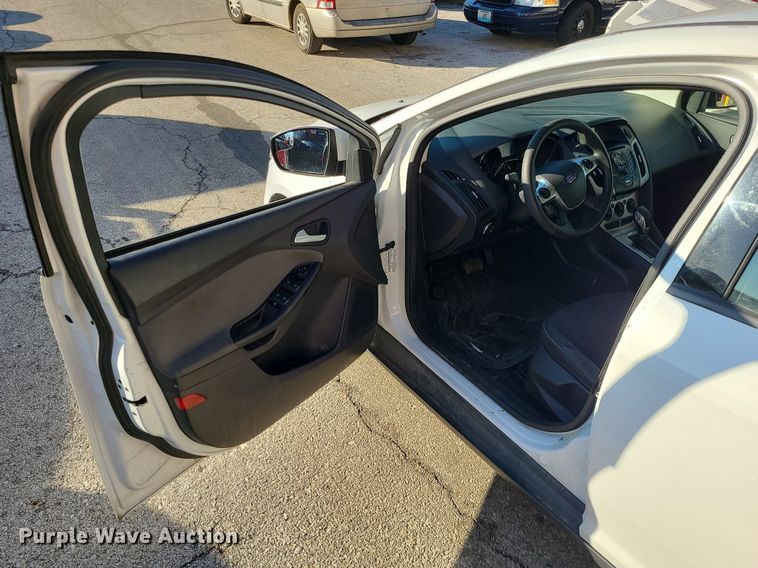 image for item DS7274 2014 Ford Focus SE 