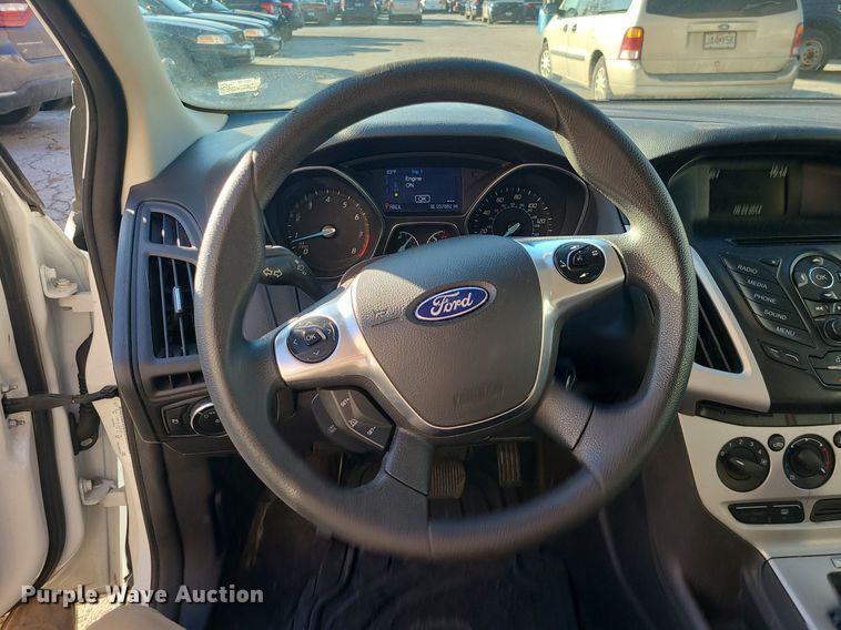 image for item DS7274 2014 Ford Focus SE 