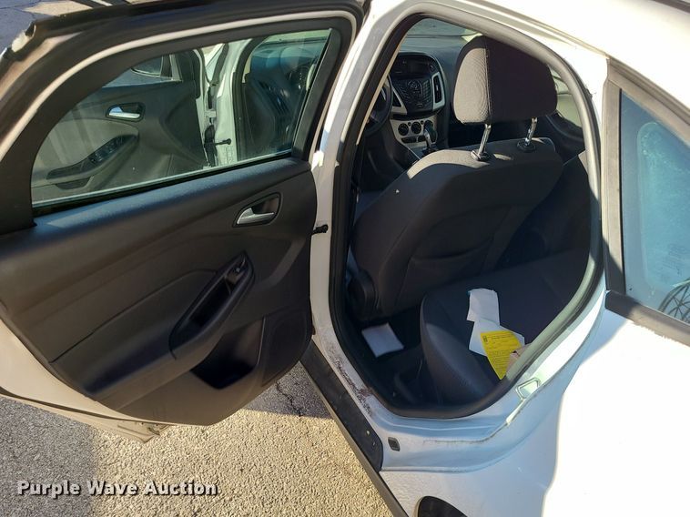 image for item DS7274 2014 Ford Focus SE 