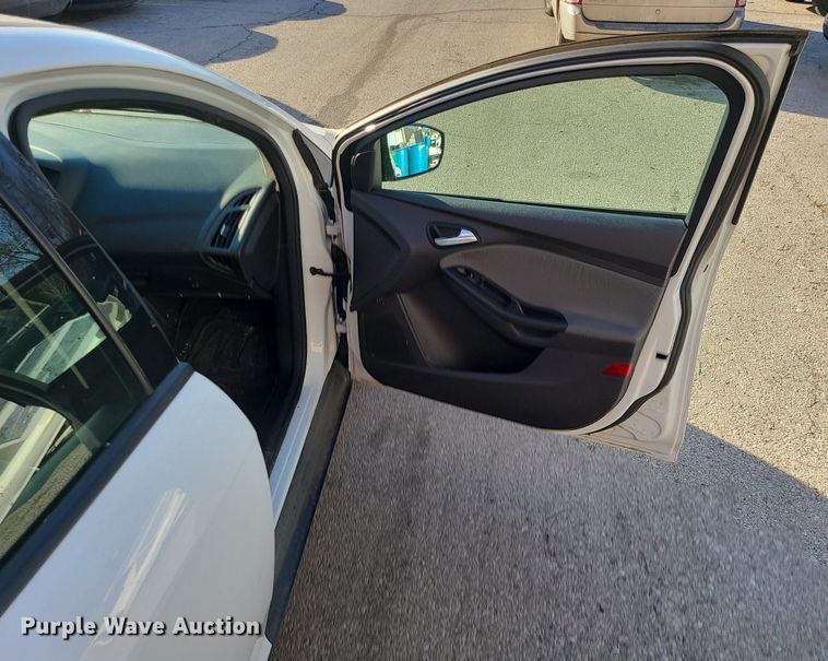 image for item DS7274 2014 Ford Focus SE 