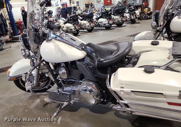 image for item DS7277 2012 Harley Davidson Road King Police motorcycle