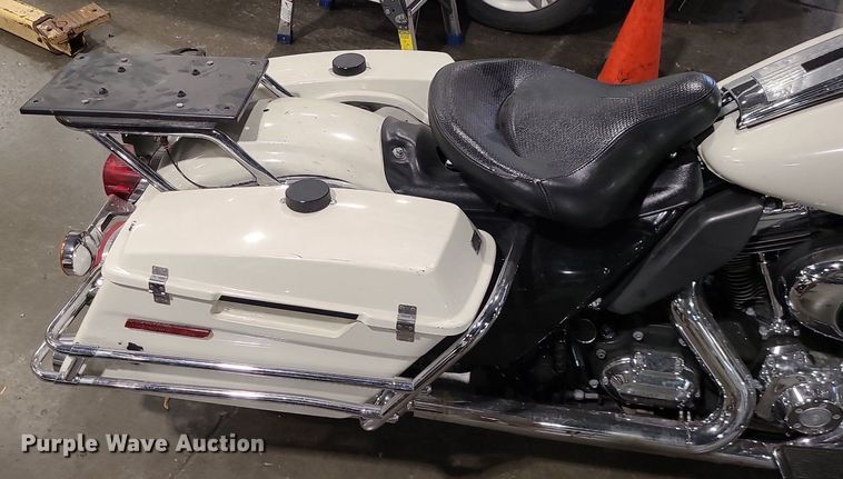 image for item DS7277 2012 Harley Davidson Road King Police motorcycle
