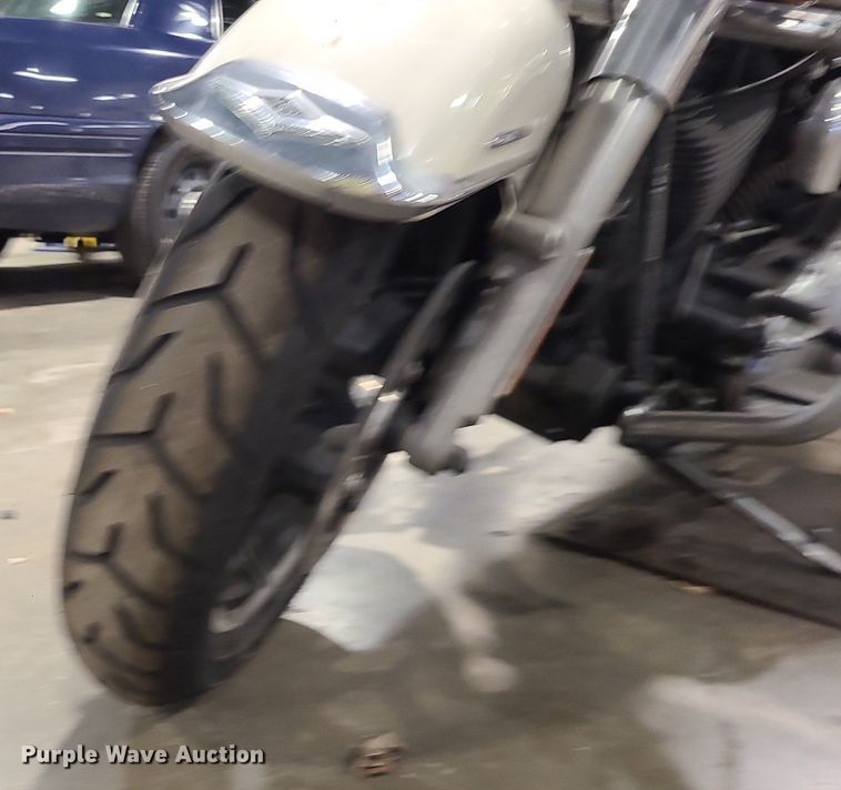 image for item DS7279 2014 Harley Davidson Road King Police motorcycle