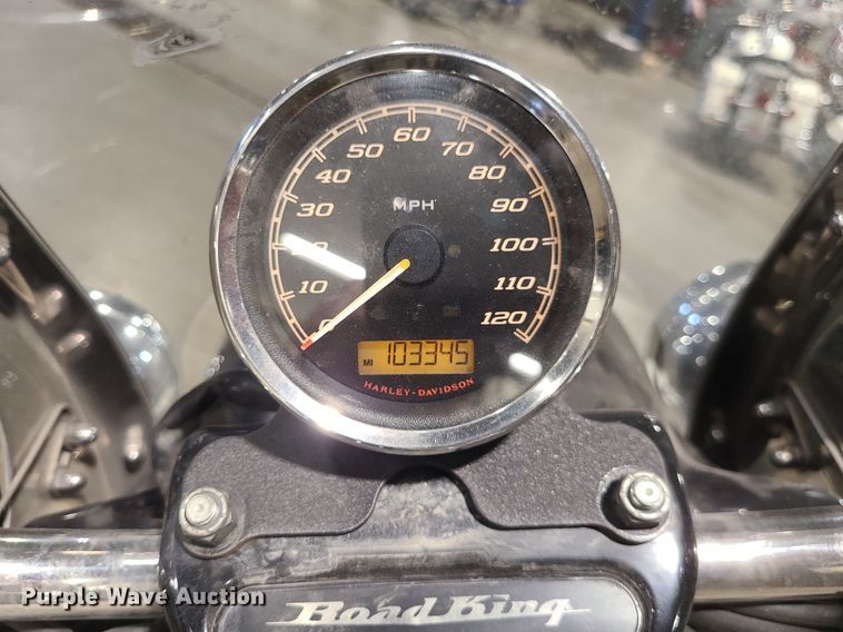 image for item DS7279 2014 Harley Davidson Road King Police motorcycle