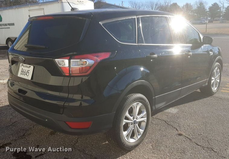 image for item DV9764 2018 Ford Escape SUV