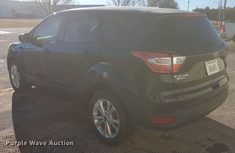 image for item DV9764 2018 Ford Escape SUV