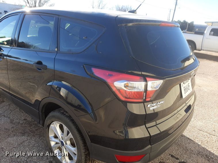 image for item DV9764 2018 Ford Escape SUV
