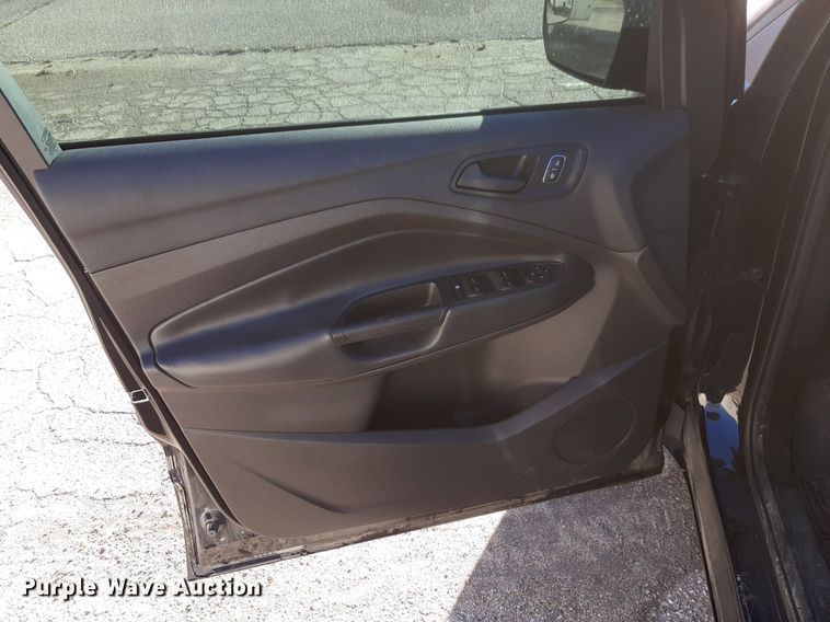 image for item DV9764 2018 Ford Escape SUV