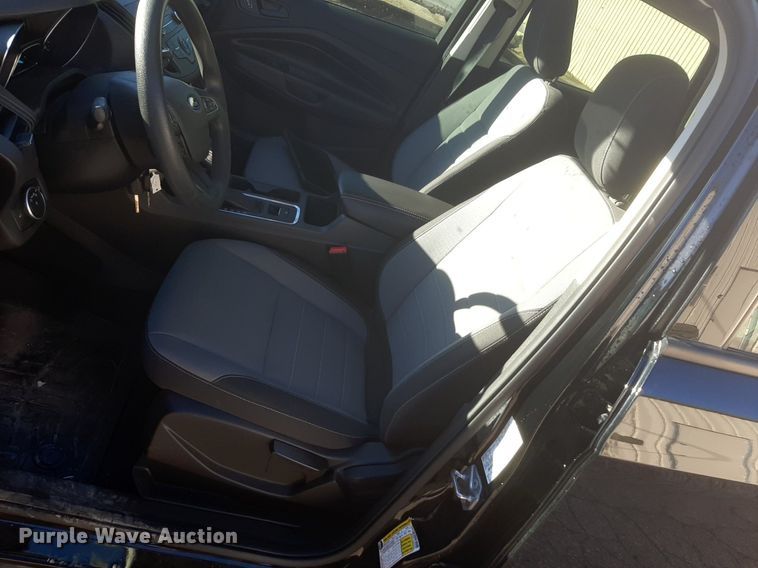 image for item DV9764 2018 Ford Escape SUV