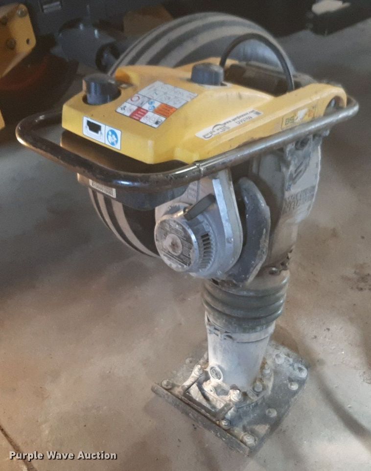 image for item DV9769 Wacker Neuson plate compactor