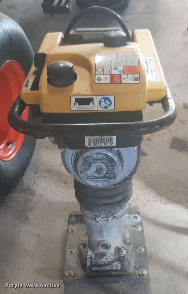 image for item DV9769 Wacker Neuson plate compactor