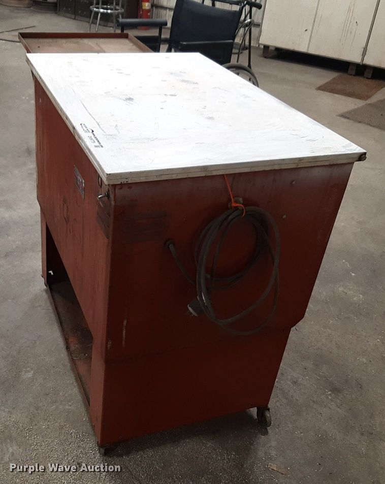 image for item DV9775 Graymills parts washer