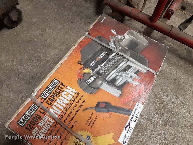 image for item DV9781 Tools