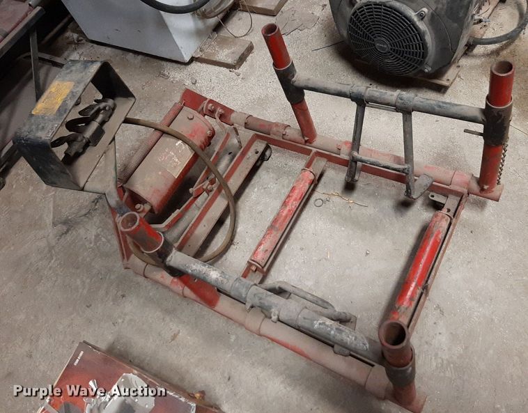 image for item DV9781 Tools