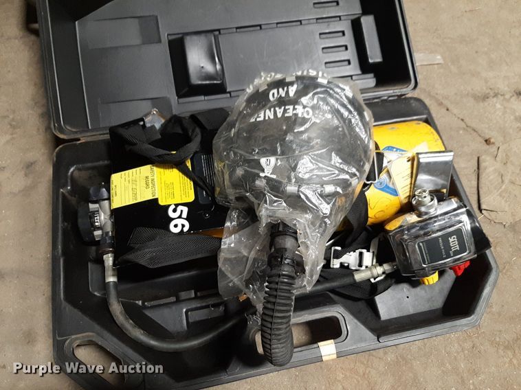 image for item DV9782 (3) SBCA air tanks