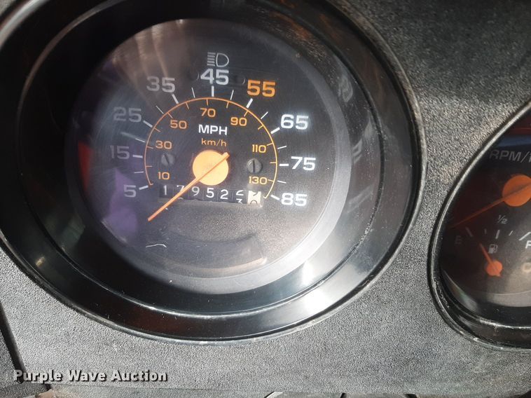 image for item DV9784 1988 GMC Top Kick dump truck