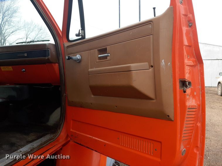 image for item DV9784 1988 GMC Top Kick dump truck