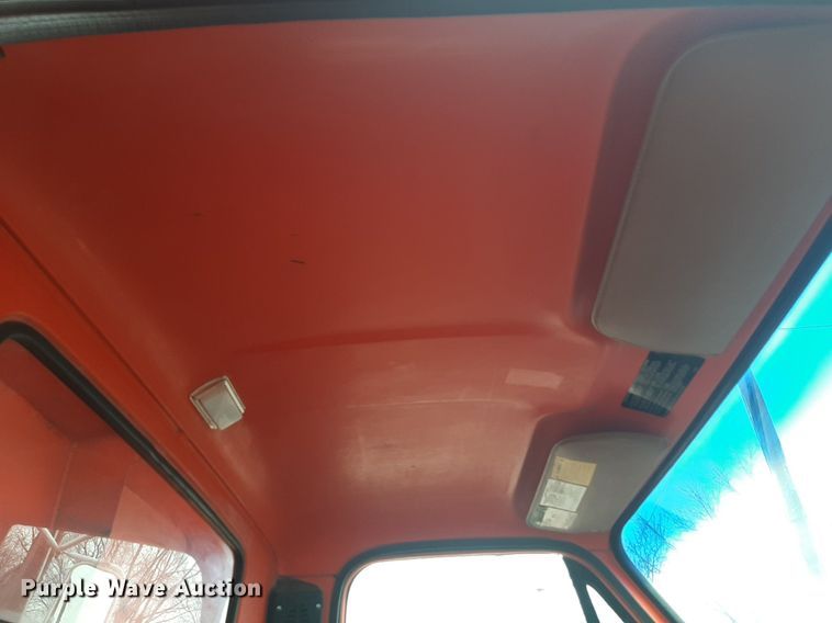 image for item DV9784 1988 GMC Top Kick dump truck