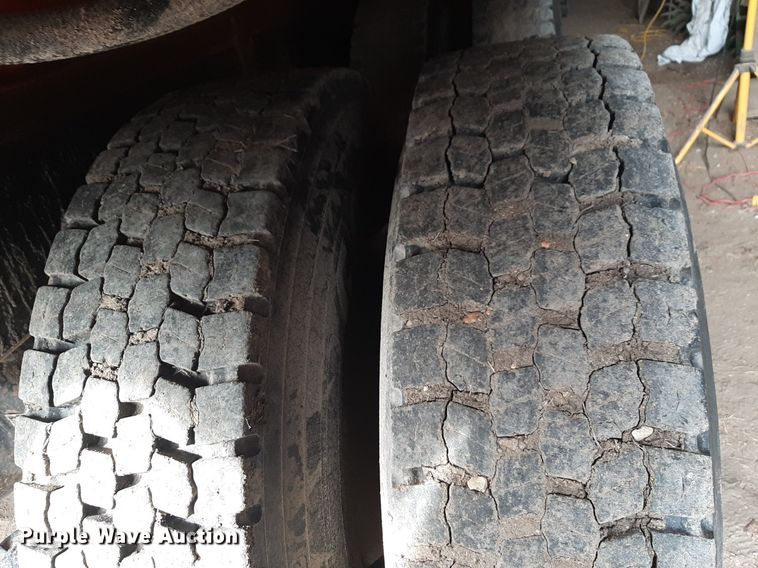 image for item DV9784 1988 GMC Top Kick dump truck