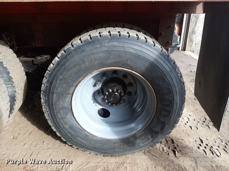 image for item DV9784 1988 GMC Top Kick dump truck