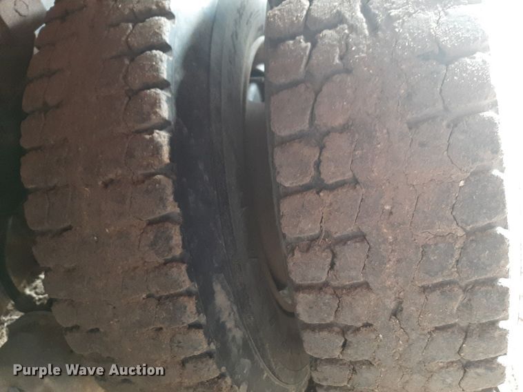 image for item DV9784 1988 GMC Top Kick dump truck