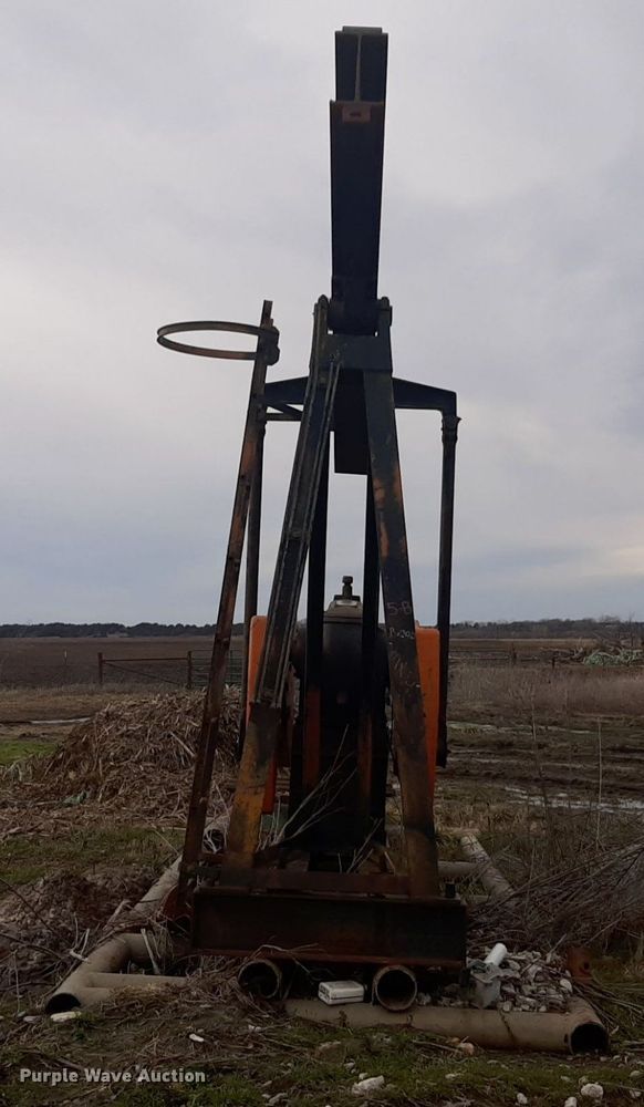 image for item DV9796 Emsco pump jack