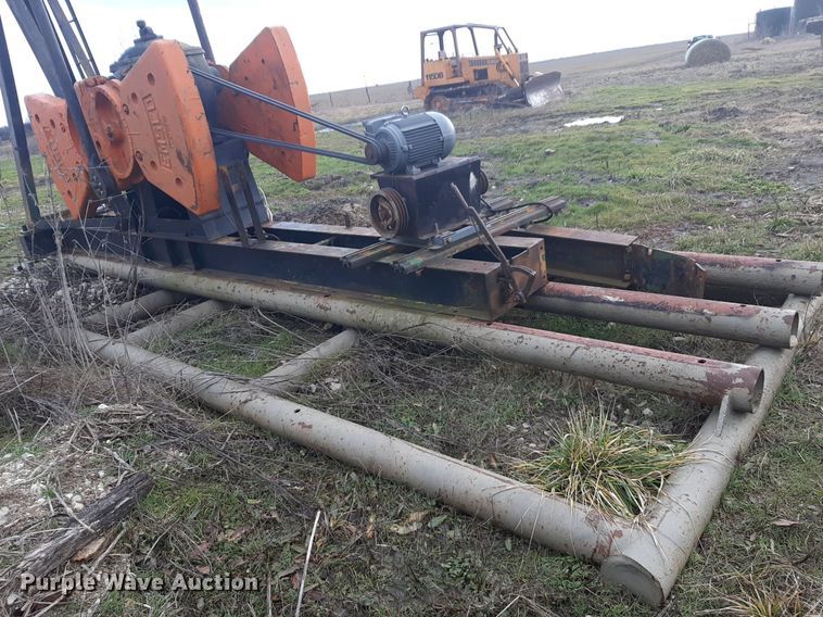 image for item DV9796 Emsco pump jack