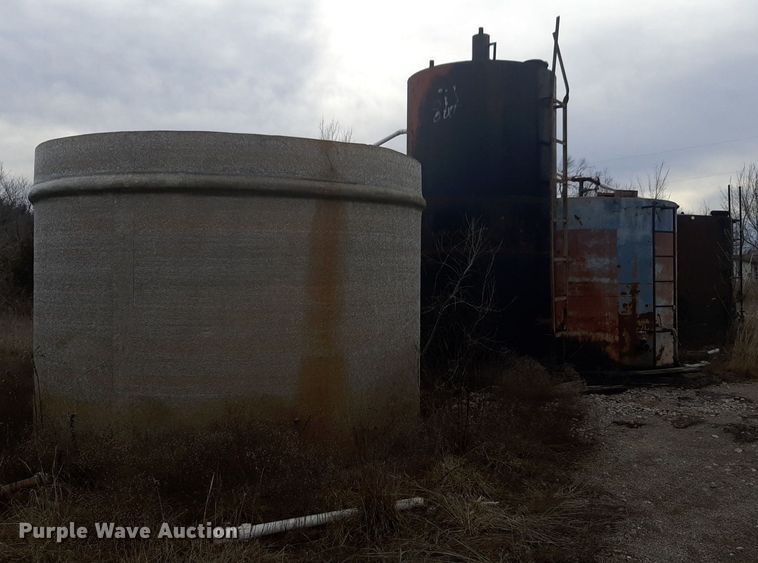 image for item DV9799 Oilfield equipment