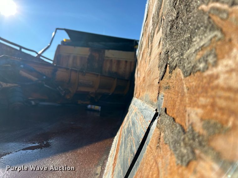 image for item DW2956 2006 International  7400 dump truck