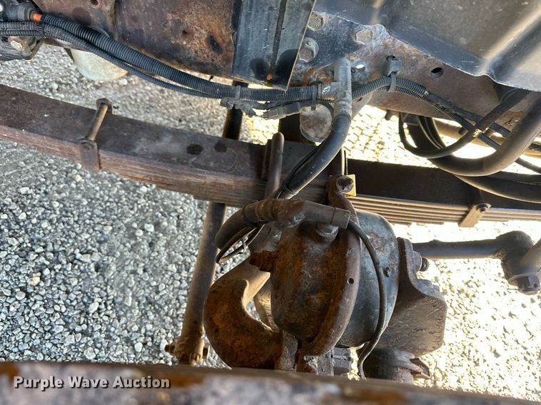 image for item DW2956 2006 International  7400 dump truck