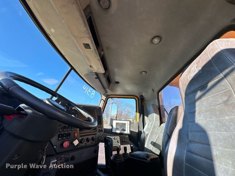 image for item DW2957 2010 Mack GU713 dump truck