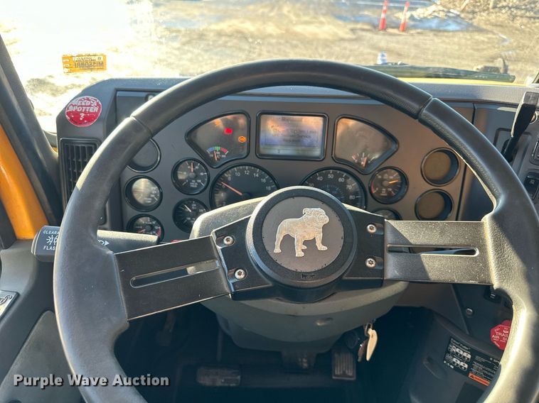 image for item DW2957 2010 Mack GU713 dump truck