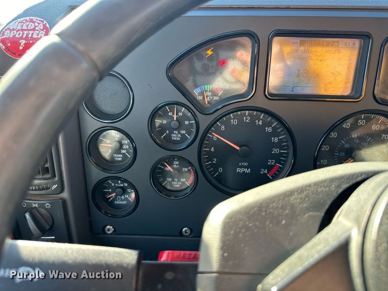 image for item DW2957 2010 Mack GU713 dump truck