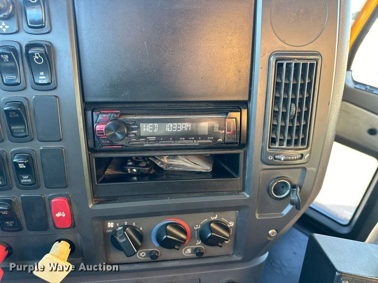 image for item DW2957 2010 Mack GU713 dump truck