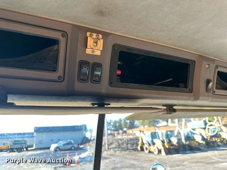 image for item DW2957 2010 Mack GU713 dump truck