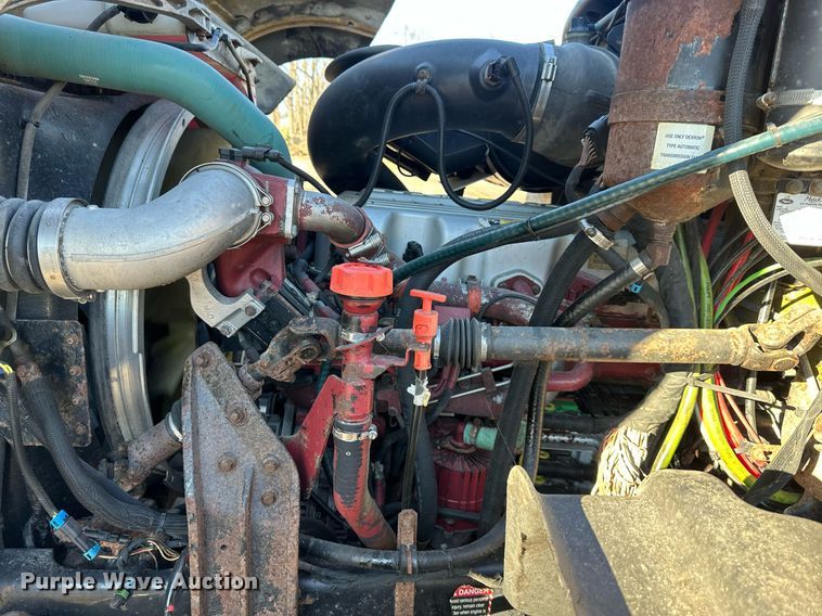 image for item DW2957 2010 Mack GU713 dump truck