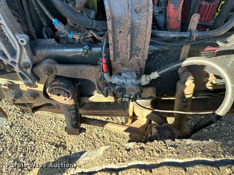 image for item DW2957 2010 Mack GU713 dump truck