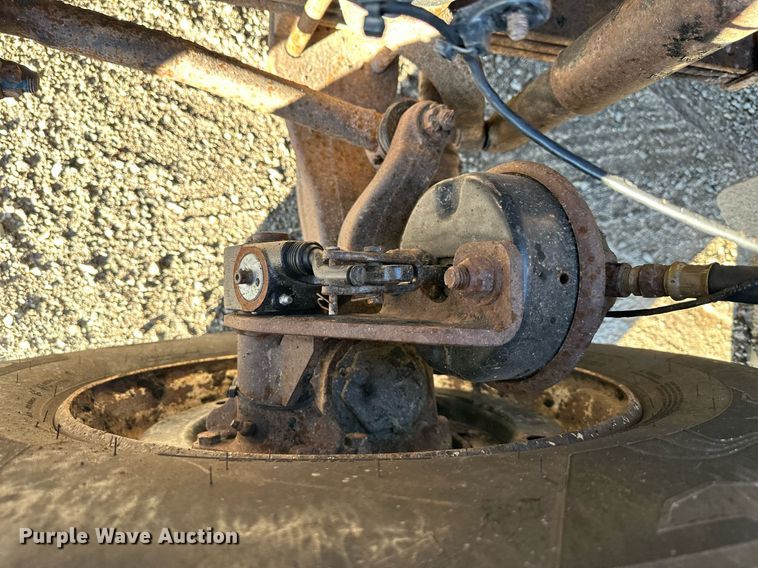 image for item DW2957 2010 Mack GU713 dump truck