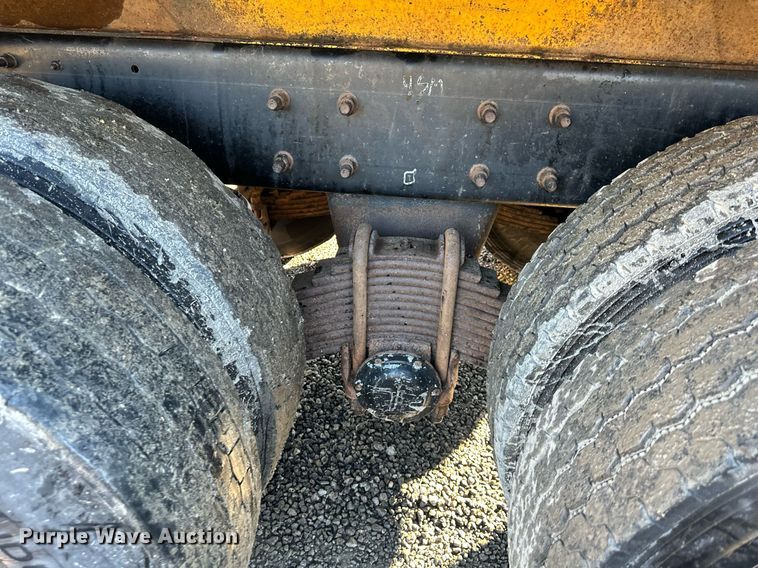 image for item DW2957 2010 Mack GU713 dump truck