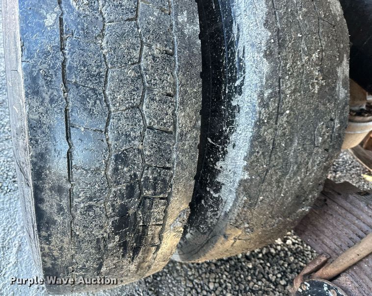 image for item DW2957 2010 Mack GU713 dump truck