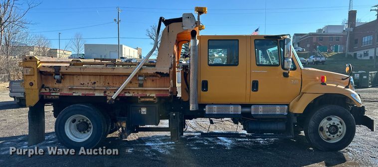 image for item DW2959 2005 International  7400 dump truck