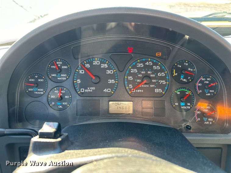 image for item DW2959 2005 International  7400 dump truck