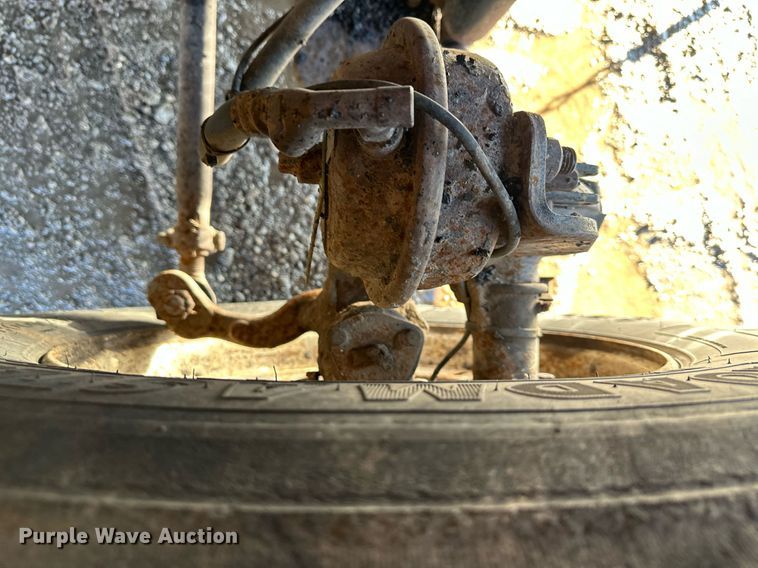 image for item DW2959 2005 International  7400 dump truck