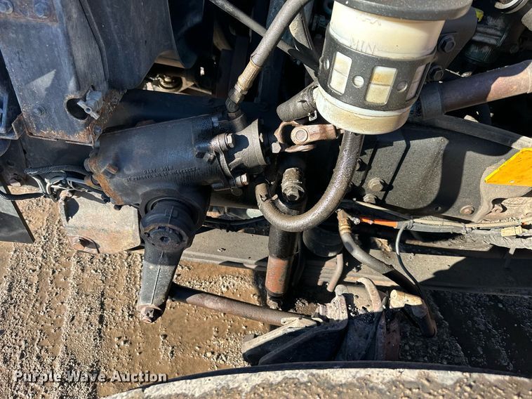 image for item DW2959 2005 International  7400 dump truck