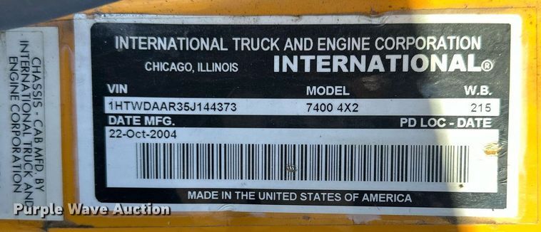 image for item DW2959 2005 International  7400 dump truck