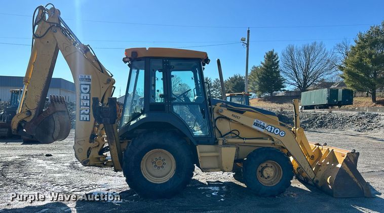 image for item DW2963 2003 John Deere 410G backhoe
