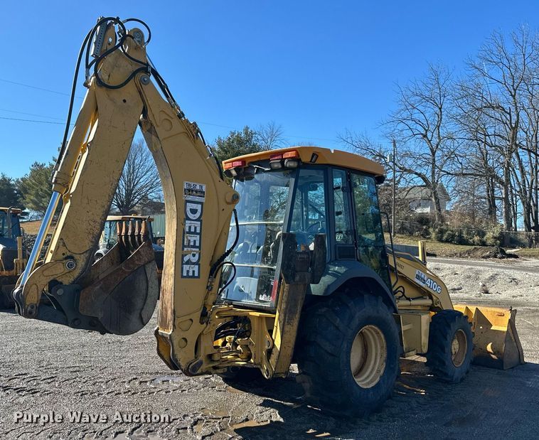 image for item DW2963 2003 John Deere 410G backhoe