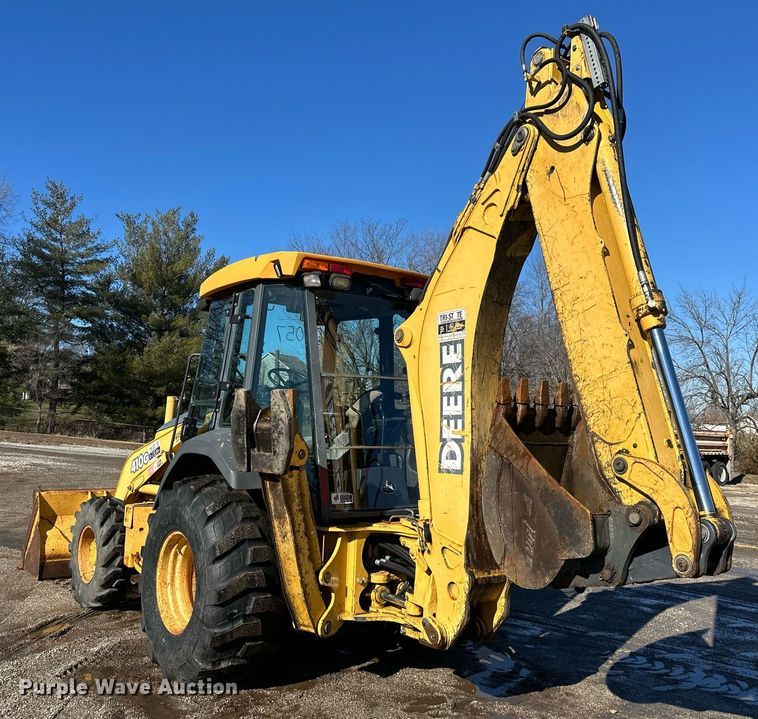 image for item DW2963 2003 John Deere 410G backhoe