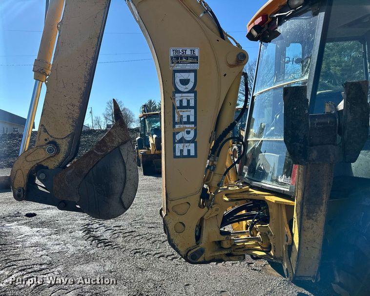 image for item DW2963 2003 John Deere 410G backhoe